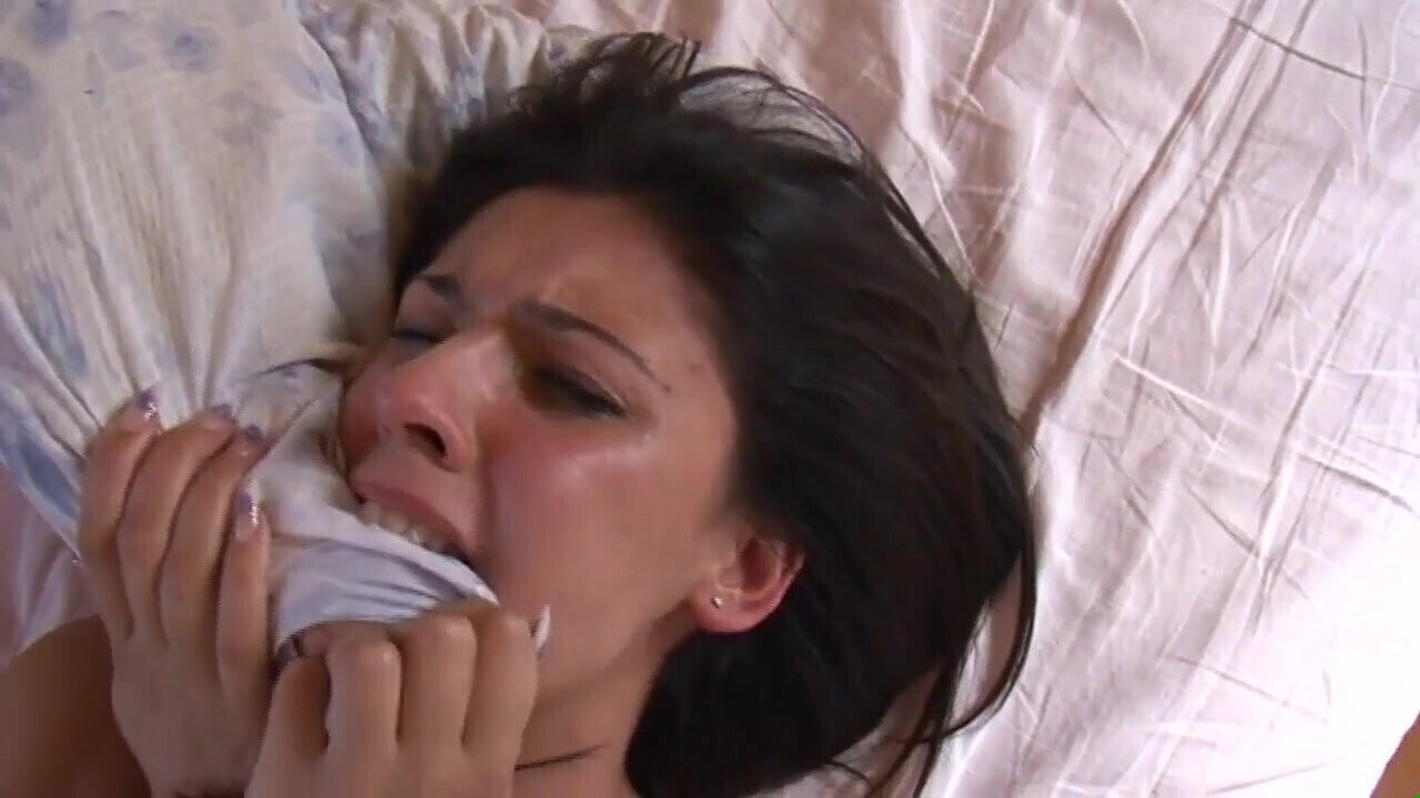 Deep Hard Penetration Amateur Sexy Brunette