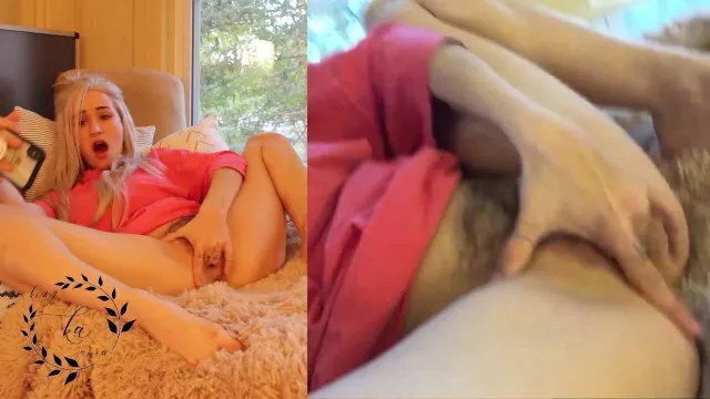 Horny Girlfriend Distracts Work