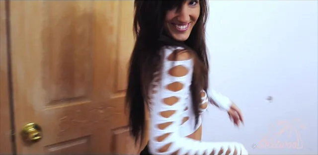 Petite Brune Franaise Baise Avec Voisin Excit Amateur