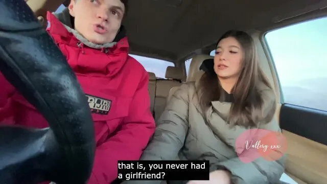 Городская Телка Отсосала Деревенского Машине Кремпай, Сюжет