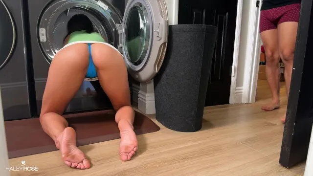 Stuck Laundry (insta: @haileyrosefcks)