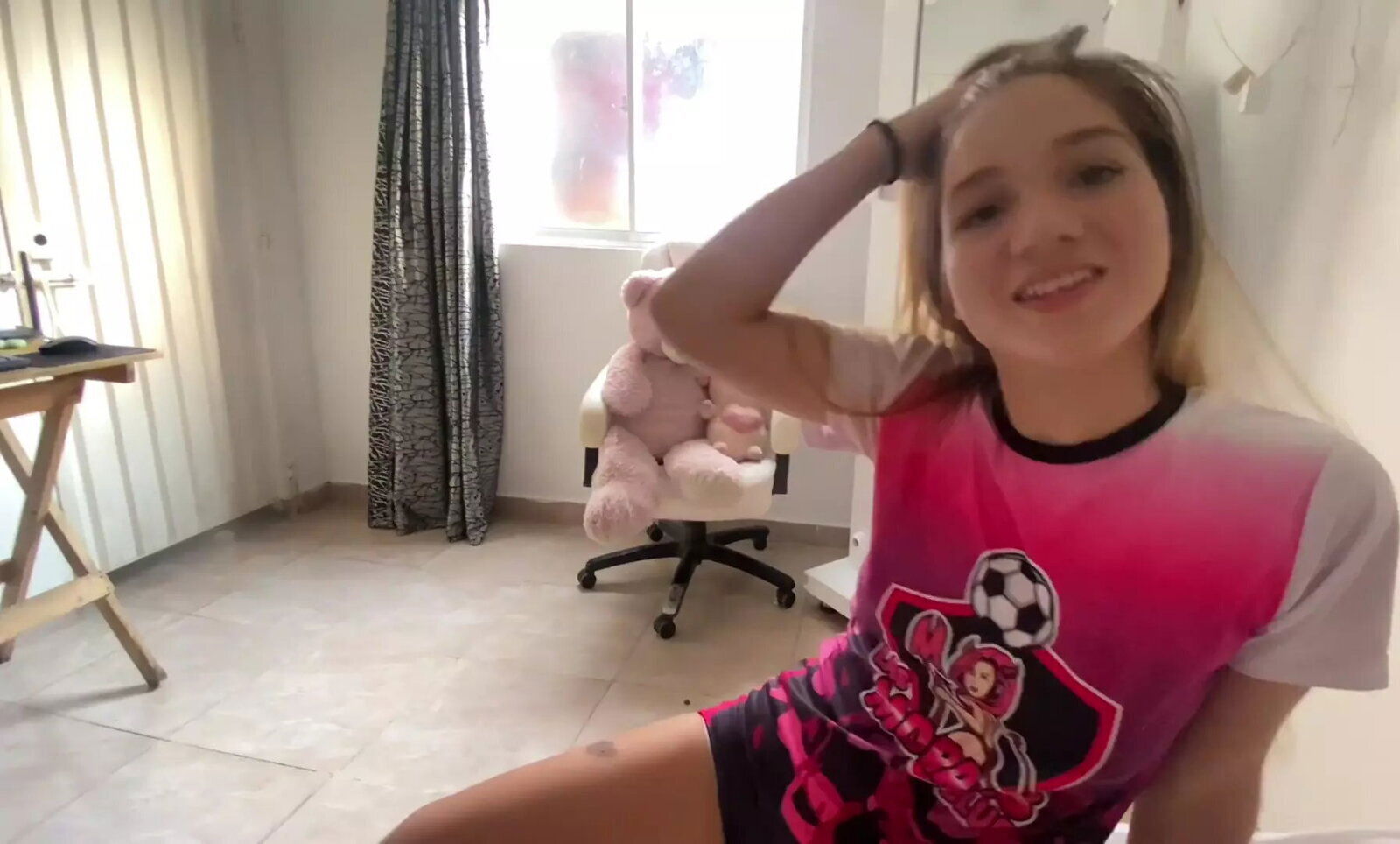 Boyfriend Enters House Waiting Room Fuck Very Hard