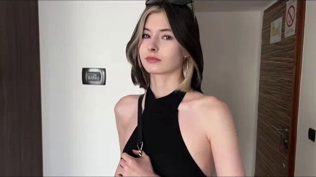 Coworker Started Ovulating while Business Trip, Girlfriend Cant Know...