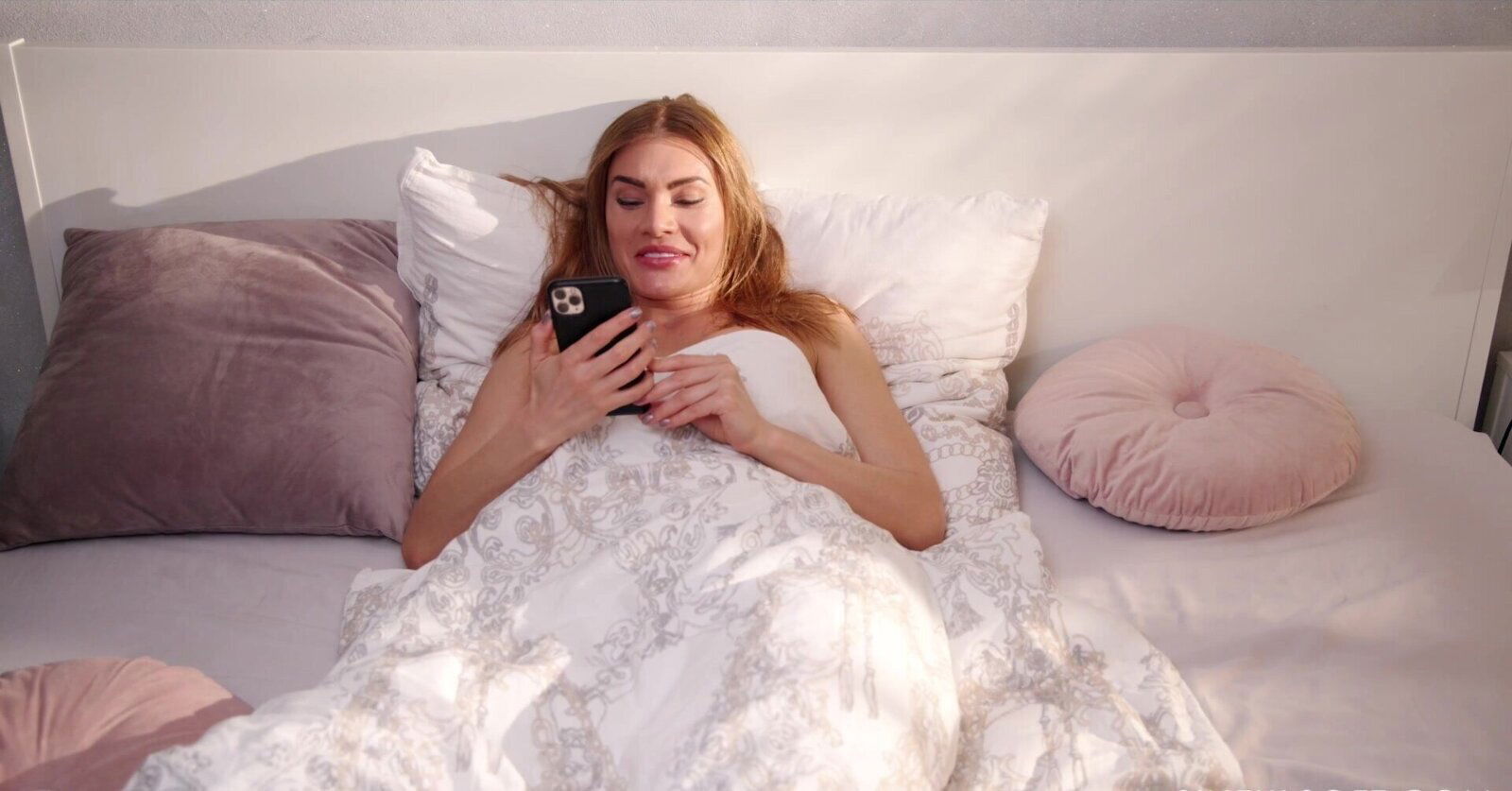 Karina King sexy lingerie, fucked passionate boyfriend Lutro Maestro