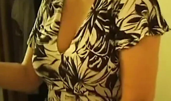 Stepsister Kirsten Natural Teen Audition with Brunette Amateur