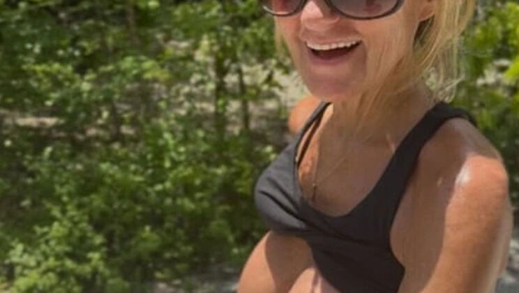 Dianne Amateur Homemade Life Blonde Mature