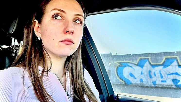 Teen Hottie Tickled Nose Play Endless Pleasure