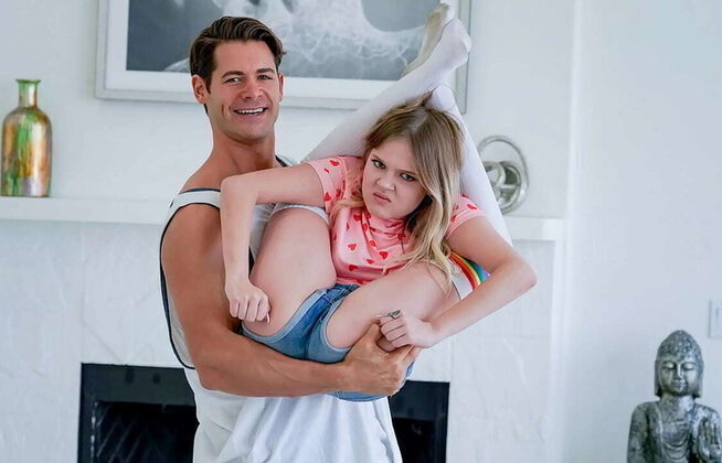 Naughty Tiny Stepsis Sucks Dick Gets Creampie Stepbro Fucks Petite Teen