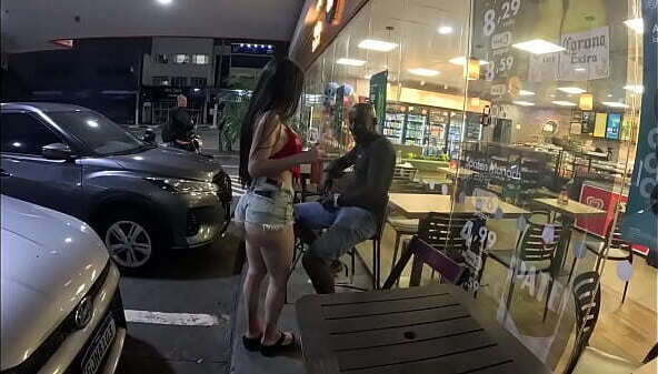 Meneirinha patricinha d&aacute_ mole noite paulistana negao n&atilde_o perdoa fodi bucetinha rosada gosto