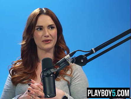 Chubby MILF Siri hairy pussy masturbation reaching orgasm