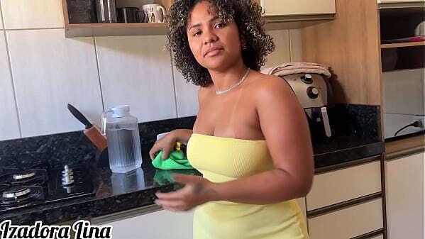 Comendo gostosa minha prima casa enquanto pais dela est&aacute_ casa