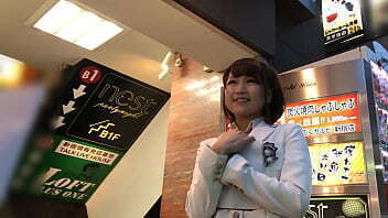 【超貴重】秋葉原の地下アイドルの特典会の様子。顔射ありの裏オプション