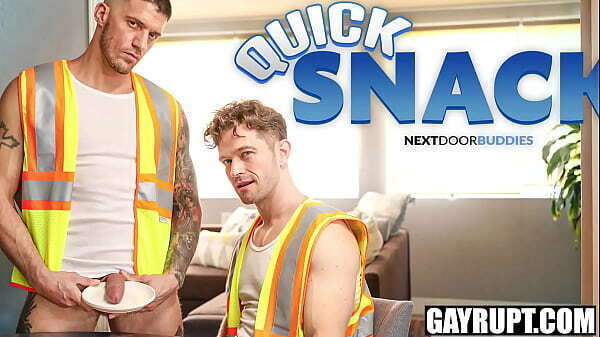 Quick Snack Roderick, Johnny Donovan