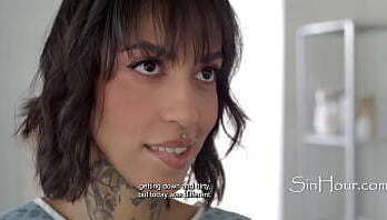 Examination Split Wide Open Casey Calvert, Yhivi, Ravyn Alexa