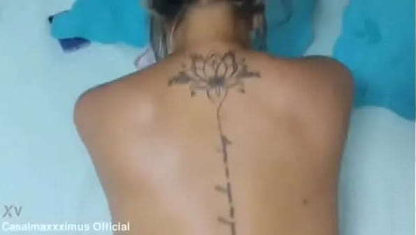 Rabuda gostosa guloso apertado fode vontade pauz&atilde_o dotado