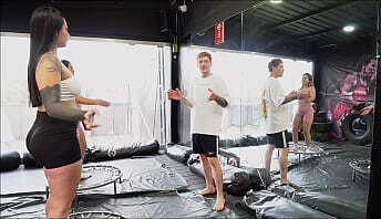 Personalized trainer fucks couple Colombian whores ROLA