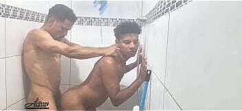 peguei prim0 chuveiro tesao tanto cortina caio completo