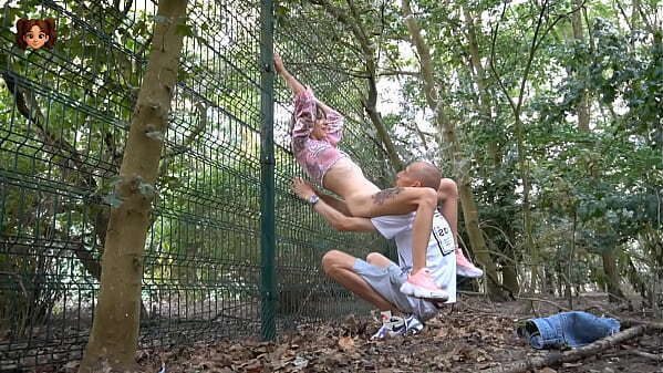 licked pussy public park