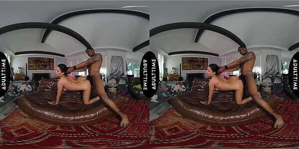 CLOSE Watch Your Wife White Fuck Stallion Personal Trainer CUCKOLD