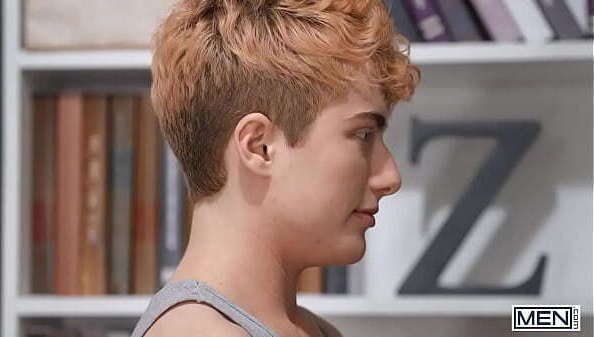 Drake Gives Noah Deep Fuck Shoots Load Smooth, Shaved Pussy