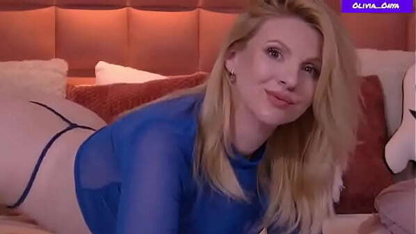 Olivia Onya Sexy Blue Lingerie Wigglin'_ Typin'_ &amp_ Teasin'_ 08-12-2025