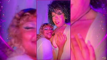 SAFADAS PEGANDO GOSTOSO!