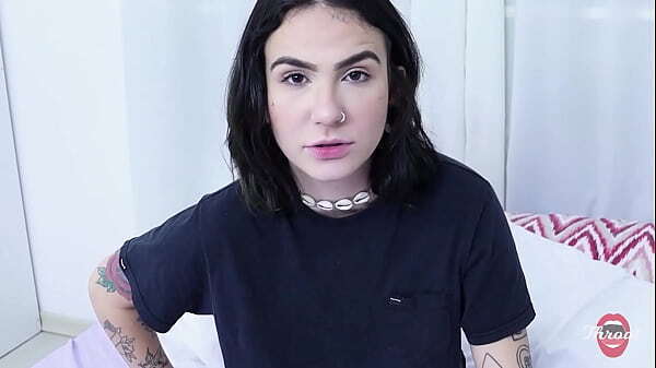 Preenchendo boca minha meia-irm&atilde_ minha rola