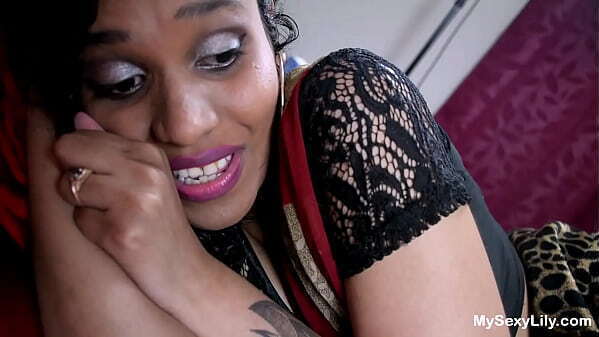 Indian Milf Stepmom Seducing Desi Stepson With Blowjob