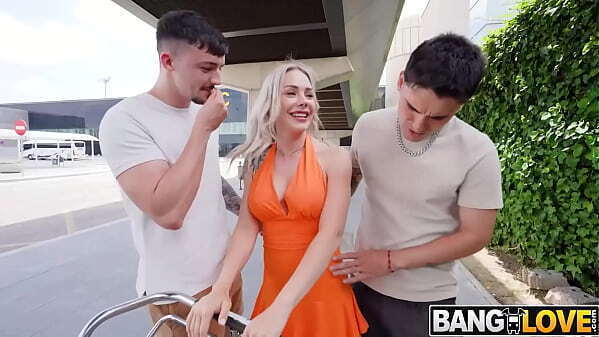 From Gate Back Gate Angie Lynx, Rodriguez, Yeri Blue