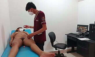 18-year-old brunette arrives receive massage