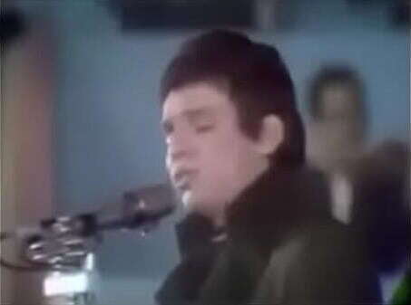 triste, Jos&eacute_ Jos&eacute_