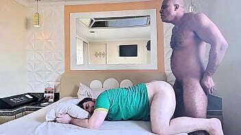 DOTADO ROLA GROSSA ,ENFIANDO PICA RABUDO