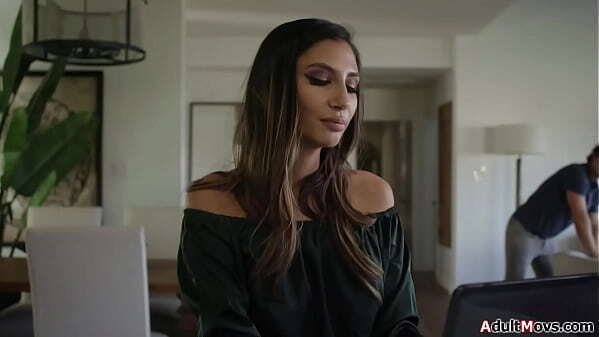 Latina sucks their tennant