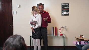 Horny Boss Freeuses Teen Intern