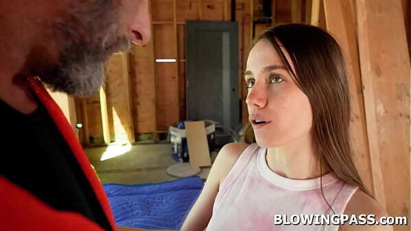 Teen paying handyman with blowjob