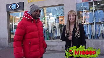 Masturbations surprises scenes with Astrid Ortiz, Lizzie Falconat, Sofia Santana Nuria Millan Nigged