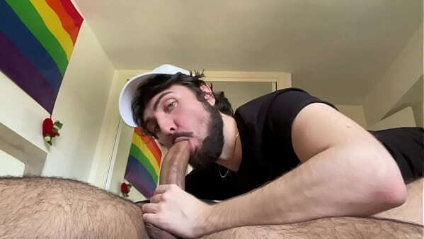 bouncing friend till cums inside