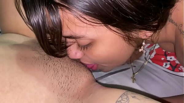 sexo lesbico hermanastra