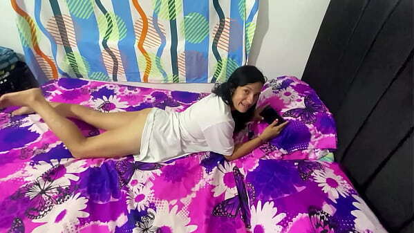 PADRASTRO PERVERTIDO COCHINO DESGARRA PEQUE&Ntilde_O CO&Ntilde_O HIJASTRA CUANDO DEJAN BAJO CUIDADO