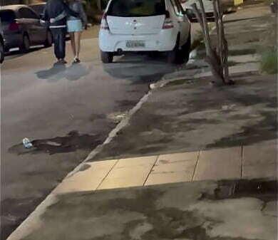 Cantada bar, comida moita, Belinha n&atilde_o resistiu tes&atilde_o