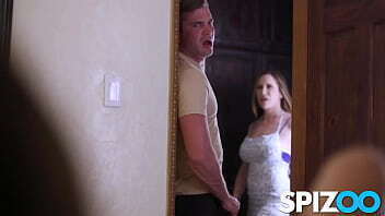 Gorgeous MILF Aderes Quin Helps Stepson With Sexual Needs