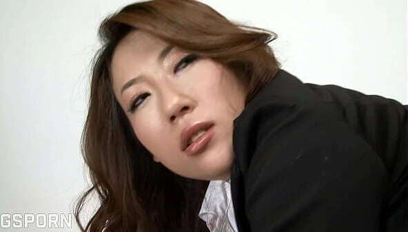 Exciting sexy japanese milf with toys fuck with hard