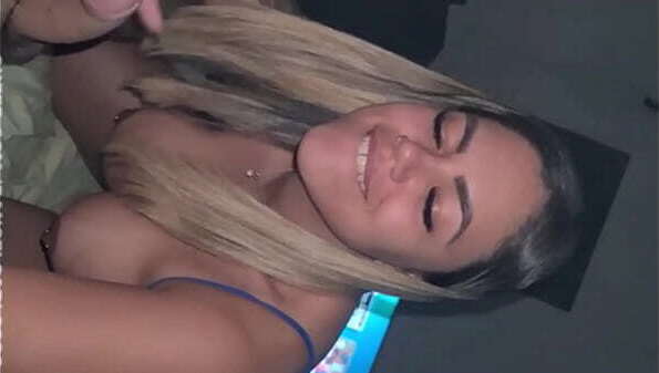 Rangel Carlos Foda quente atr&aacute_s arvore trilha