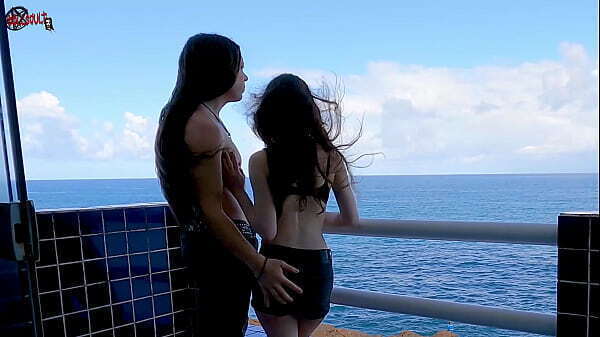 Having terrace front ocean DOLLSCULT