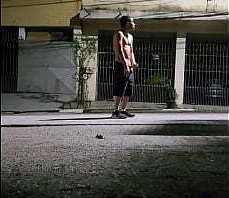 BATENDO UMA EM PUBLICO.