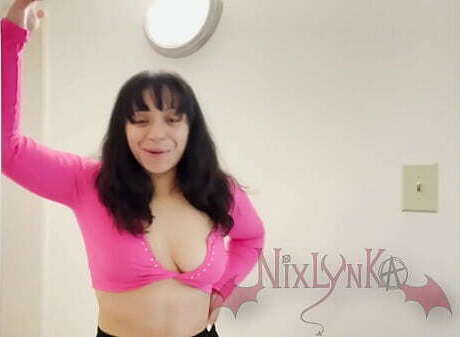 Goldigger auntie wants nephews dick