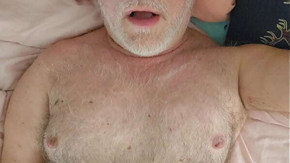 Stuffguy with some piss play.