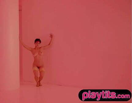 boobs curvy Latina teen strips flaunt juicy bubble butt