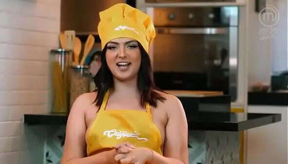 UNCENSORED! Clara Wellen Inacio strips enjoy cooking perfect bitches