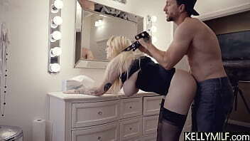 Bouncing dick with boobies face pushes limit Hadley Haze